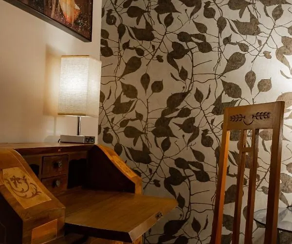 Domus Petri- Casa A S. Pietro